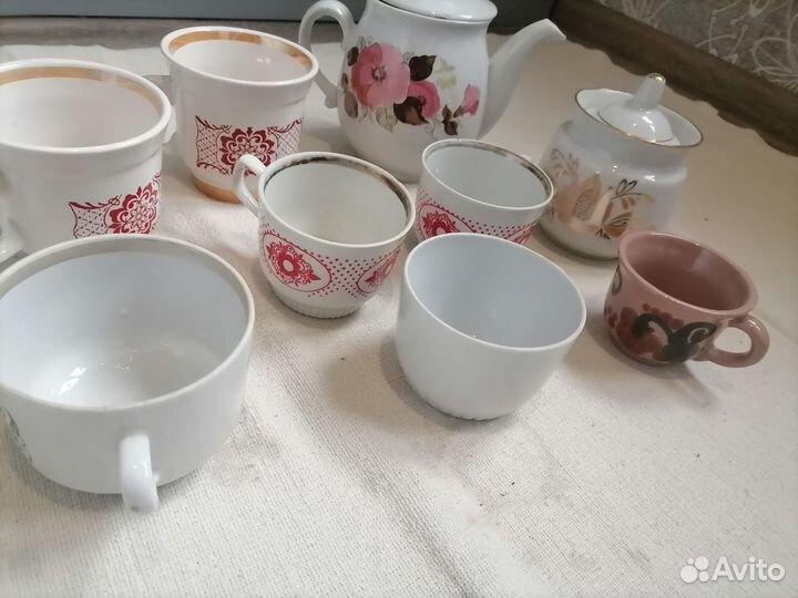 Набор чайной посуды в сад