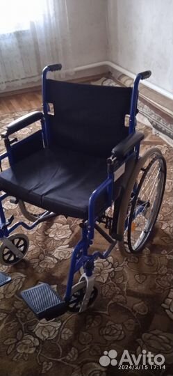 Коляска инвалидная
