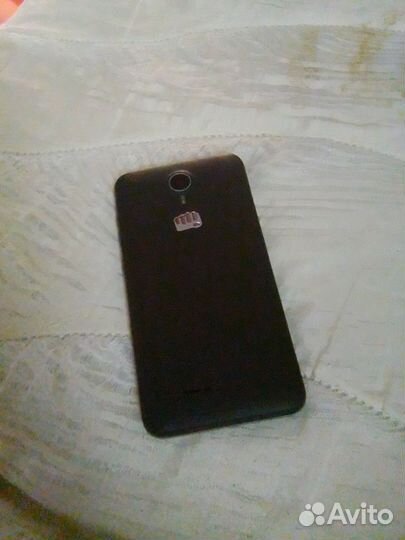 Micromax Q415, 8 ГБ