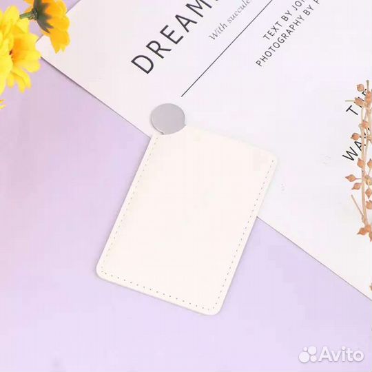 Карманное зеркало небьющееся