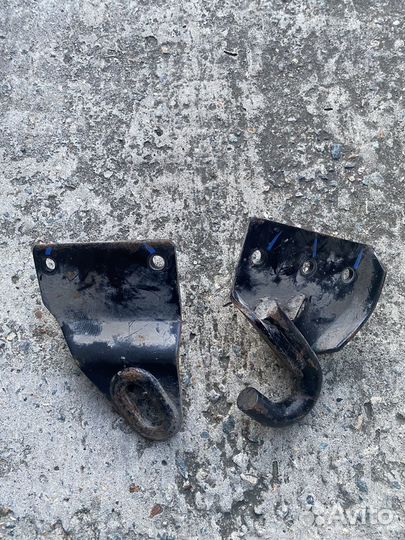 Букировочная проушина pajero sport 2