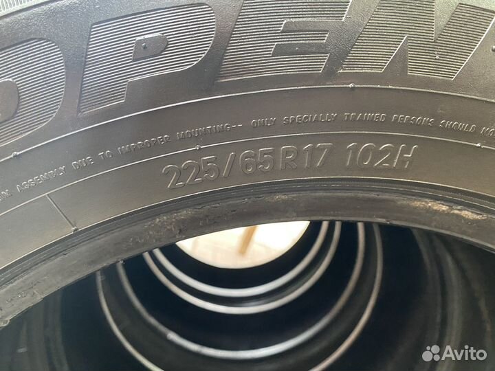 Toyo Open Country A/T 225/65 R17 102H