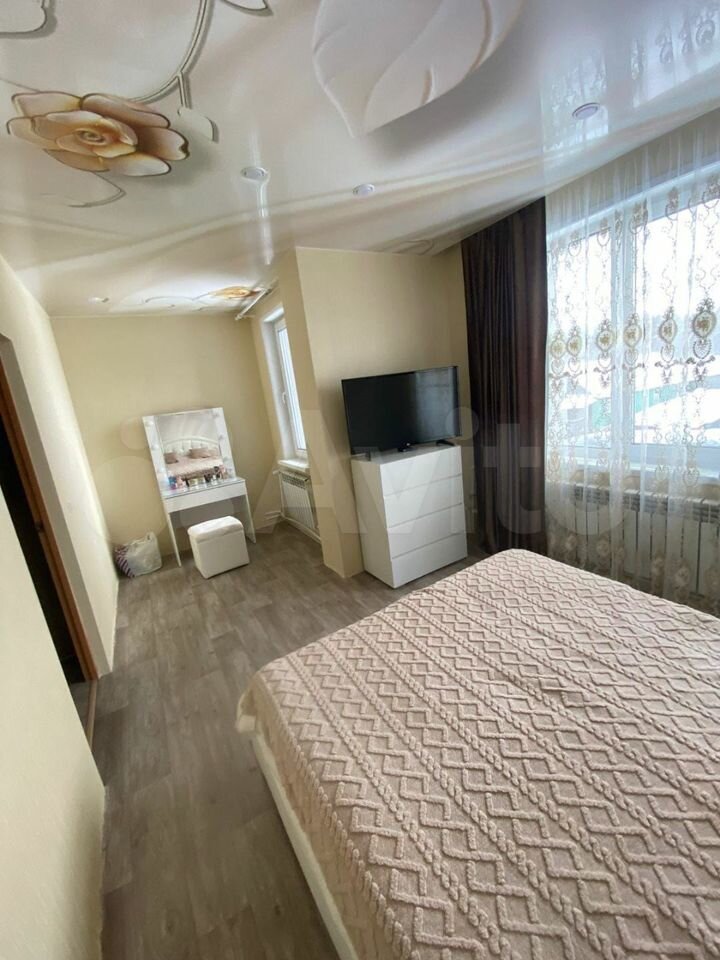 3-к. квартира, 97 м², 5/5 эт.