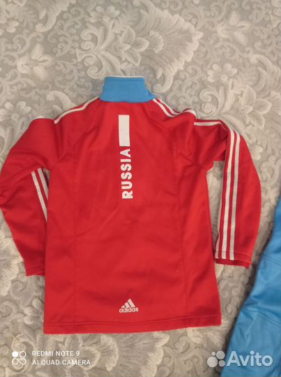 Спортивный костюм