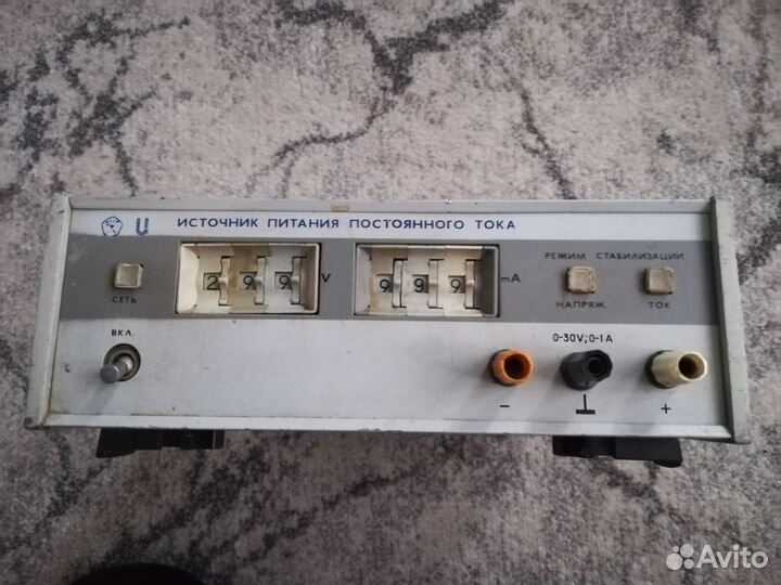 Источник питания постоянного тока Б5-44