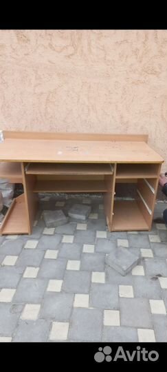 Компьютерный стол