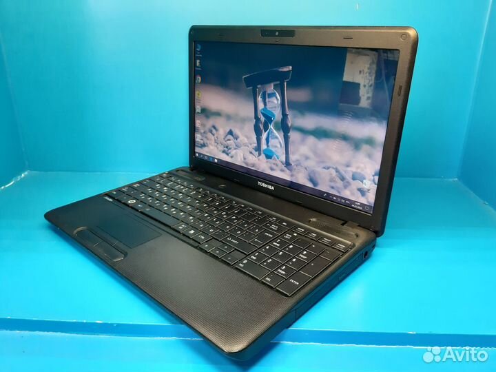 Ноутбук Toshiba i3 SSD