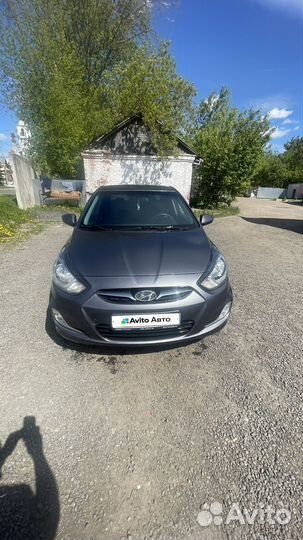 Hyundai Solaris 1.6 AT, 2011, 164 000 км