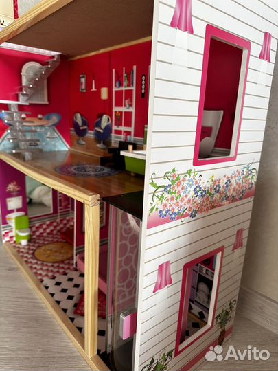 Домик кукольный