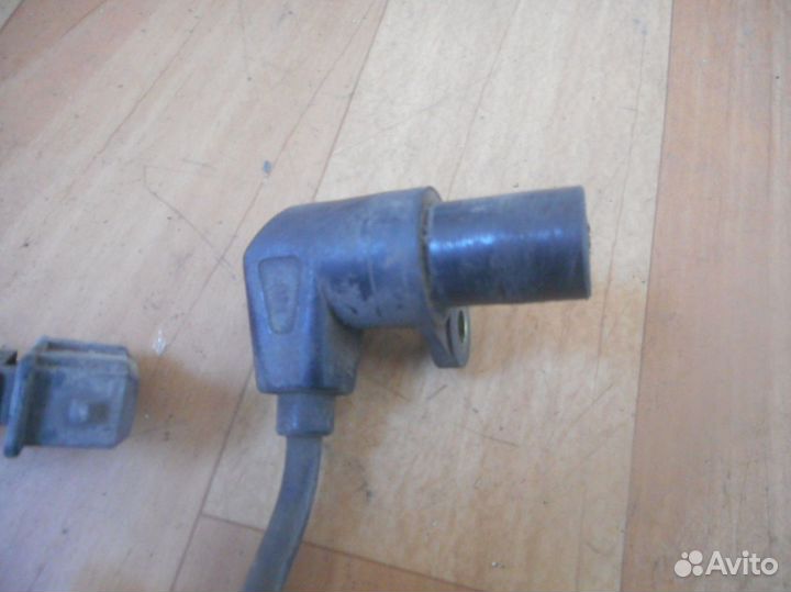 Датчик положения коленвала Daewoo Nubira J100 (1997-1999)