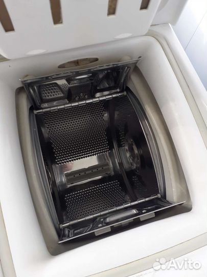 Стиральная машина Candy б/у с верт. загрузкой