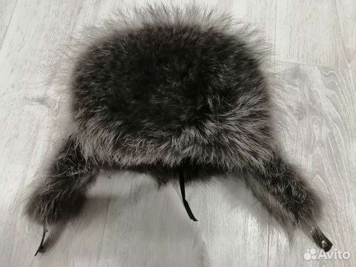Меховая кожаная шапка