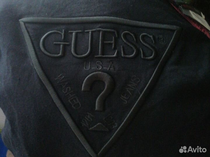 Кофта новая Guess