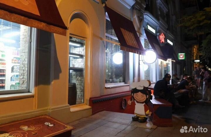 Уютное кафе в жилом комплексе / Высокий трафик