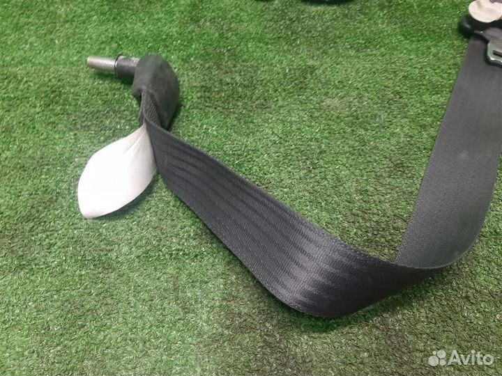 Ремень безопасности передний правый Subaru Legacy