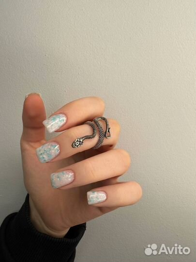 Маникюр на дому