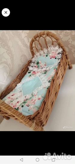 Кроватка плетёная для кукол