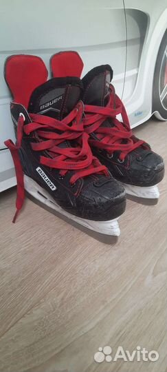 Хоккейные коньки bauer