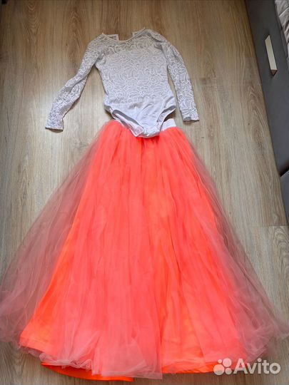 Купальник и юбка