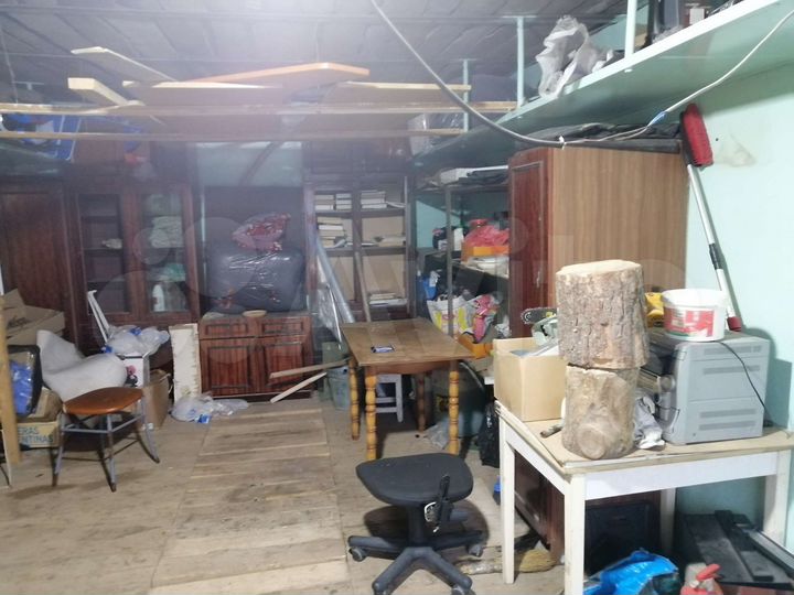 Гараж, > 30 м²