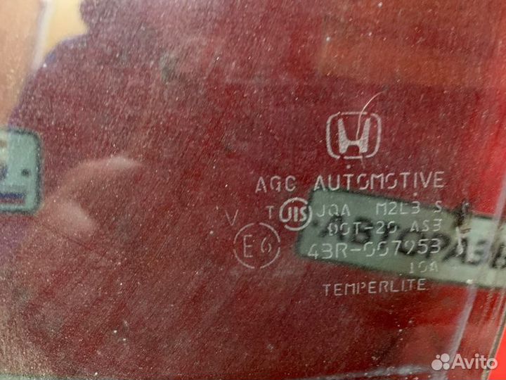 Стекло боковое заднее левое Honda Fit GD2 L13A