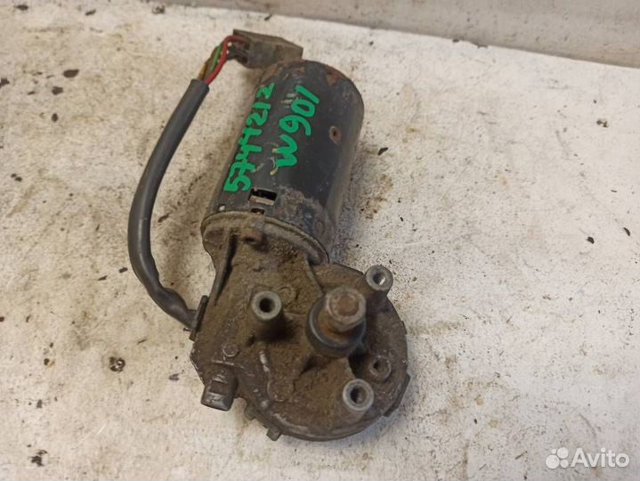 Моторчик стеклоочистителя передний A0048206542