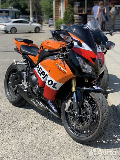 CBR1000RR/RA