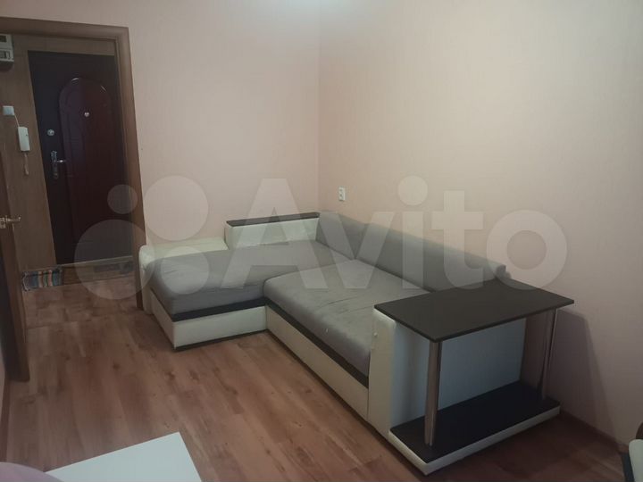 2-к. квартира, 43 м², 5/9 эт.