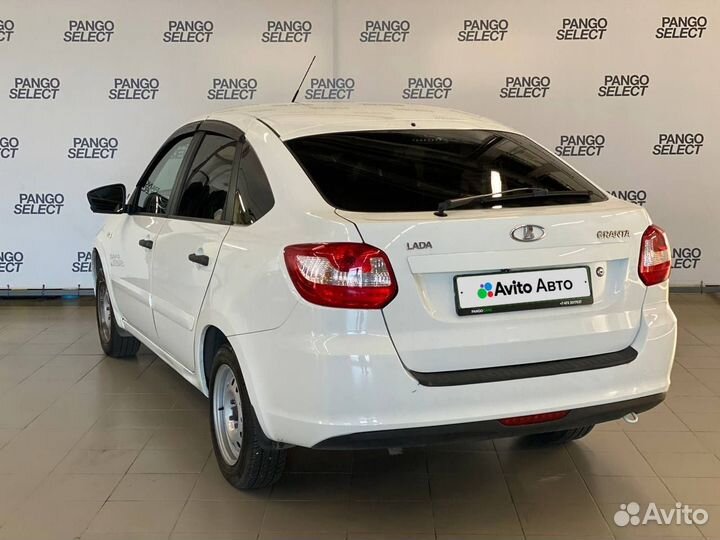 LADA Granta 1.6 МТ, 2018, 110 000 км