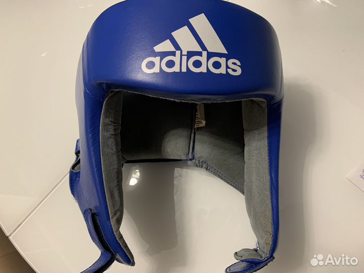 Боксерский шлем