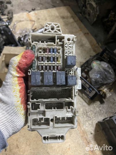 Блок комфорта Mitsubishi Outlander mr530918