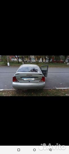 В разборе Ford focus 1, фокус 1
