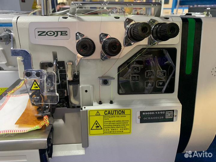 Оверлок 4-х нитка со столом zoje B9000-13/02