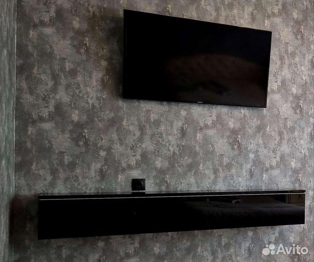 Полочка настенная