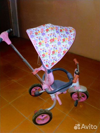 Детский велосипед с ручкой