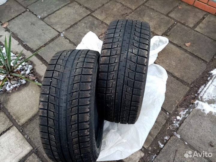 Bridgestone Blizzak Revo2 225/50 R17