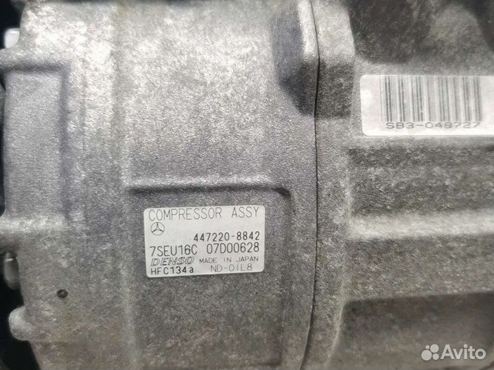 Компрессор кондиционера Mercedes C W203