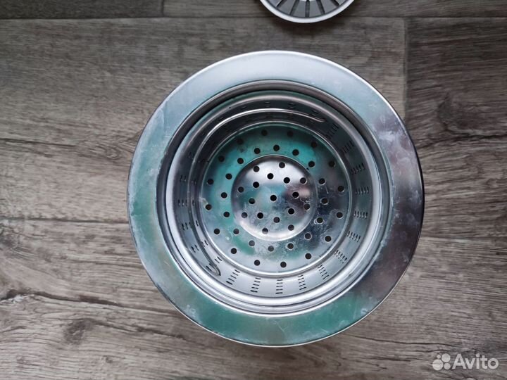 Чаша выпуска oulin 140В + клапан автомат