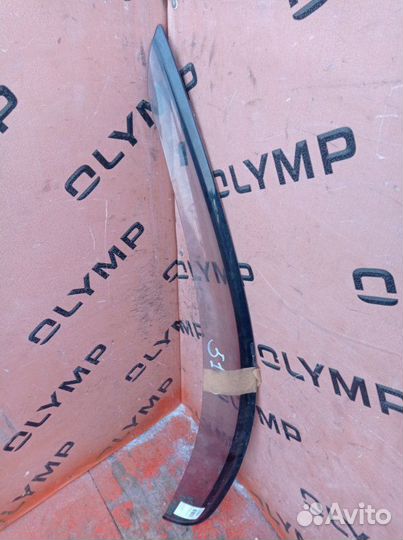 Ветровик передний левый Toyota Funcargo NCP20