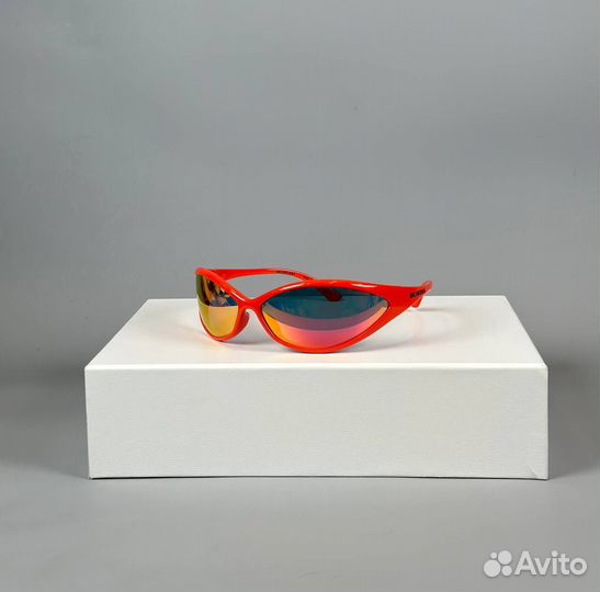 Солнцезащитные очки Balenciaga