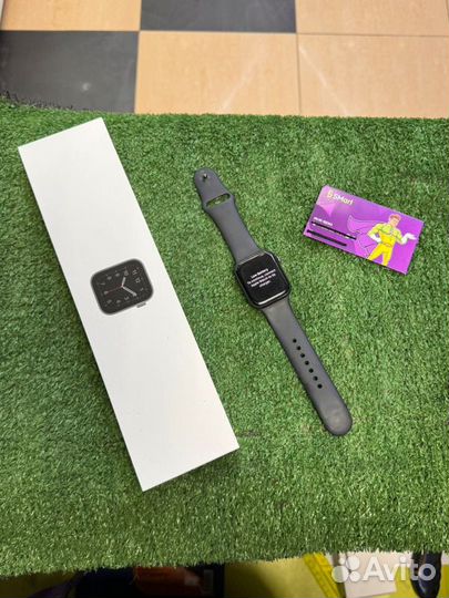 Apple Watch SE 44mm