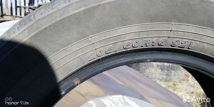 Yokohama BluEarth-A 205/60 R16 92V