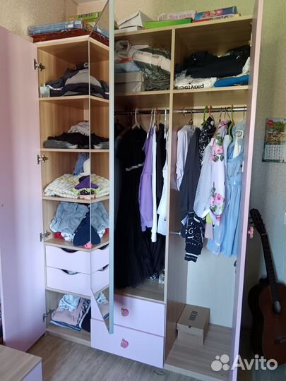 Шифоньер с большим зеркалом