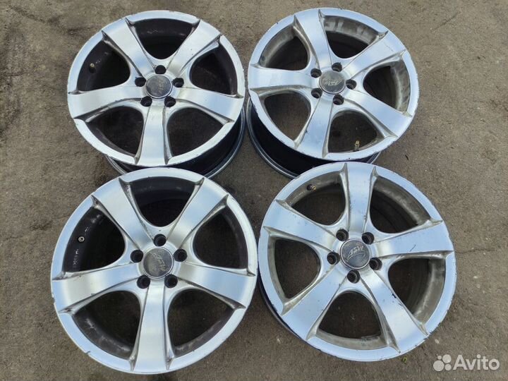 Диски Subaru R16