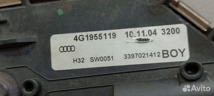 Мотор стеклоочистителя Audi A6 4G chva 17.10.2011