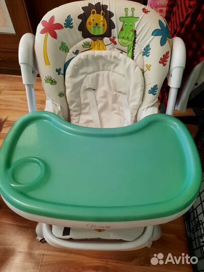 Детский стульчик для кормления