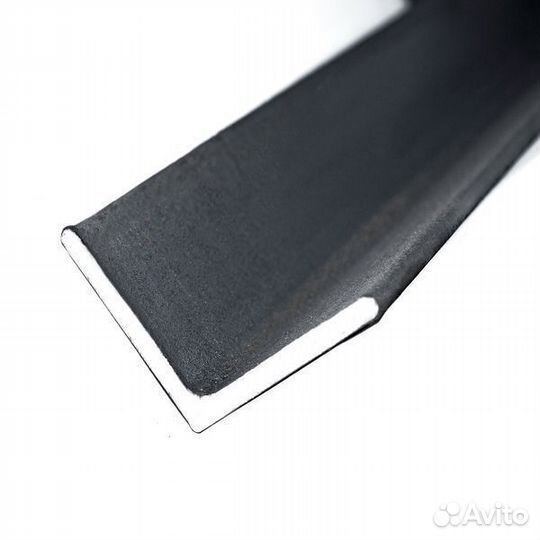 Уголок равнополочный, 100х7 мм