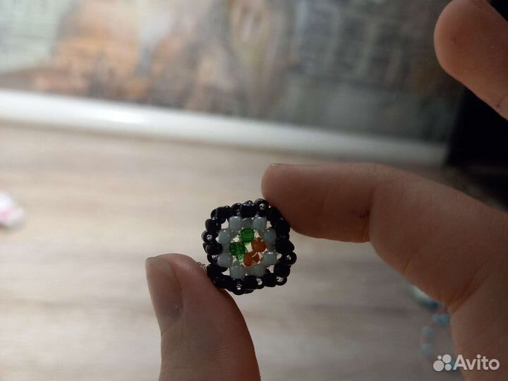 Украшения из бисера ручной работы