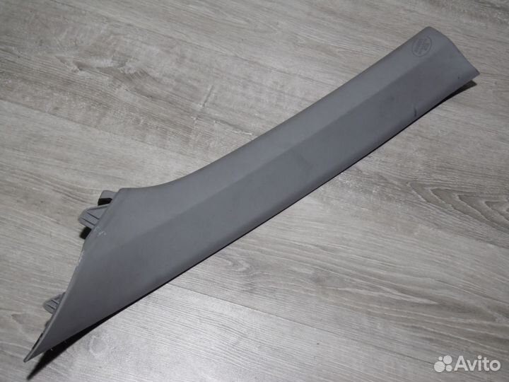 Обшивка стойки лобового левая Тойота Камри 50