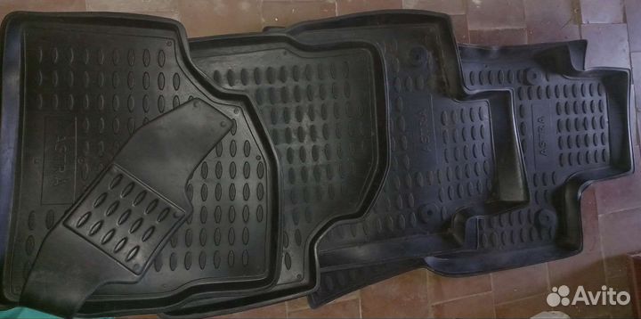 Автомобильные коврики резиновые Опель Астра хэтчбе